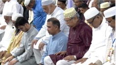 রাষ্ট্রপতি ও প্রধানমন্ত্রীর অংশগ্রহণে ঈদুল ফিতরের প্রধান জামাত অনুষ্ঠিত
