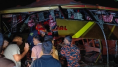 কুমিল্লায় বাসে ট্রেনের ধাক্কা, নিহত ৭