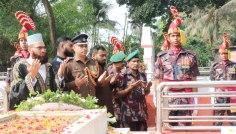 স্বাধীনতা দিবসে বীরশ্রেষ্ঠ নূর মোহাম্মদ শেখের সমাধিতে বিজিবির শ্রদ্ধা