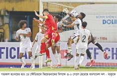 পাঁচ প্রবাসী নিয়েও ভিয়েতনামের সঙ্গে হারল বাংলাদেশ 