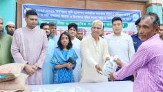 কৃষকদের স্বাবলম্বী করাই সরকারের প্রধান লক্ষ্য: সমাজকল্যাণমন্ত্রী