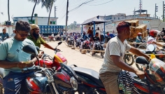 চুয়াডাঙ্গায় জ্বালানি সংকট মোকাবিলায় ফুয়েল কার্ড, প্রস্তুত ১০ হাজার