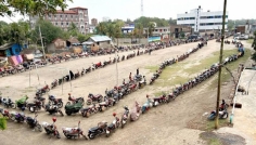 সাতক্ষীরায় জ্বালানি তেল সংকট: চরম বিপাকে পেশাজীবীরা