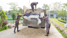 হবিগঞ্জে বিজিবির অভিযানে দেড় কোটি টাকার ভারতীয় পণ্য জব্দ
