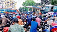 ঠাকুরগাঁওয়ে মিলছে না পেট্রোল-অকটেন, জনভোগান্তি চরমে