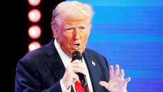 ইরান নিয়ে কড়া অবস্থানে ট্রাম্প, ইঙ্গিত দিলেন পিছু হটারও