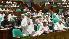 সংসদের অধিবেশন থেকে বিরোধী দলের ওয়াকআউট