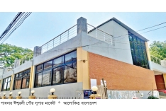 উদ্বোধনের ২ বছরেও চালু হয়নি ঈশ্বরদী পৌর সুপার মার্কেট  