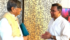 প্রধানমন্ত্রীর সঙ্গে অধ্যাপক আবদুল্লাহ আবু সায়ীদের সাক্ষাৎ