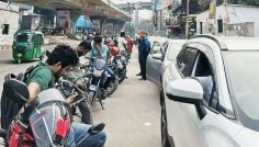 ছুটির দিনে পাম্পে দীর্ঘ লাইন, অলিগলিতেও যানজট