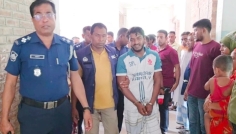 ঘরে ঢুকে প্রবাসীর স্ত্রীকে কুপিয়ে হত্যা, যুবক আটক