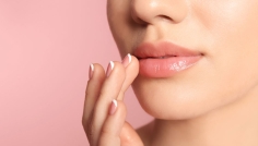 ঠোঁটের কালো দাগ দূর করার কিছু ঘরোয়া উপায়