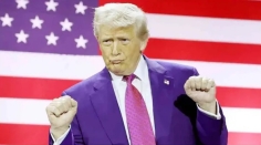 আমার প্রতিনিধিরা আলোচনার জন্য পাকিস্তানে যাচ্ছেন : ট্রাম্প