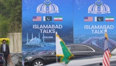 যুক্তরাষ্ট্র অবরোধ না তুললে পাকিস্তানে যাবে না প্রতিনিধি দল : ইরান