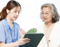 এআই চ্যাটবটের স্বাস্থ্য পরামর্শ  