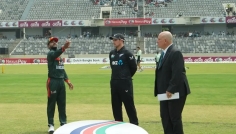 টস হেরে ফিল্ডিংয়ে বাংলাদেশ, একাদশে ফিরলেন সৌম্য