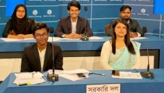 প্রাক-বাজেট ছায়া সংসদ বিতর্কে নজরুল বিশ্ববিদ্যালয়ের চ্যাম্পিয়ন