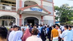 নারায়ণগঞ্জে ভুল প্রশ্নপত্রে এসএসসি পরীক্ষা, কেন্দ্র সচিবকে অব্যাহতি