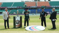 টসে হেরে ব্যাটিংয়ে বাংলাদেশ, একাদশে ২ পরিবর্তন