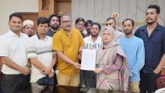 মুন্সীগঞ্জে পৌরকর বৃদ্ধিতে উত্তেজনা, জেলা প্রশাসককে স্মারকলিপি প্রদান