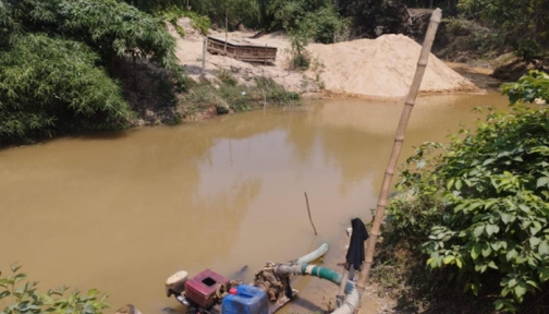 উখিয়ায় বালু-মাটি খেকোদের দৌরাত্ম্য, অভিযানে ৩ লাখ টাকা জরিমানা