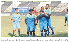 শিরোপা দৌড়ে কিংসের পাশে আবাহনী 