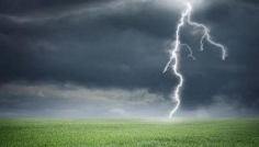 বজ্রপাতে আজও ৯ জনের মৃত্যু