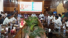 নব প্রভাতের প্রত্যাশায় টাঙ্গাইলে মে দিবস উদযাপন