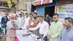 চাঁদপুরে আহত সিএনজি চালক ও নিহতদের পরিবারের মাঝে সহায়তা প্রদান