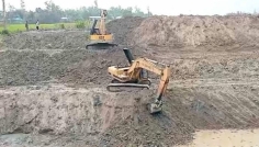 সিরাজগঞ্জে ৭ কোটি টাকার খাল খনন প্রকল্পের কাজ চলছে