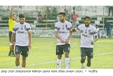 সৌরভের জোড়া গোলে ব্রাদার্সকে হারিয়ে ফাইনালে মোহামেডান  