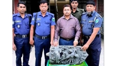 সিরাজগঞ্জে পুকুর খননকালে কষ্টিপাথরের মূর্তি উদ্ধার