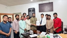 রাবিতে আবাসন সংকট: ভাতার দাবিতে সম্মিলিত হল সংসদের স্মারকলিপি