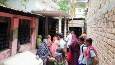 সাতক্ষীরায় অন্তঃসত্ত্বা গৃহবধূর গলাকাটা মরদেহ উদ্ধার