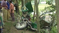 গাইবান্ধায় পিকআপ-অটোরিক্সার মুখোমুখি সংঘর্ষে নিহত ২