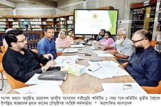 ১০০ বই ডিজিটালাইজ করে ই-বুক সিস্টেম চালুর সুপারিশ  