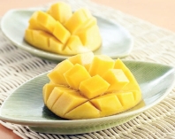 আম খাওয়ার স্বাস্থ্যকর উপায়  