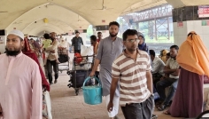 সোমবার খুলছে অফিস-আদালত-ব্যাংক, টার্মিনালগুলোতে মানুষের ঢল