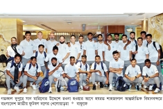 প্রথমবার ইউরোপ সফরে উচ্ছ্বসিত তপু-কাজেমরা  