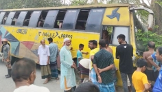 সিরাজগঞ্জে বাসচাপায় স্বামী-স্ত্রীসহ নিহত ৩, আহত কিশোরী