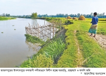 দশআনী নদীর ভাঙনে বিলীন ঘরবাড়ি-ফসলি জমি  