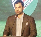 ব্যক্তিগত পরিচয় গেটের বাইরে রেখে আসুন  