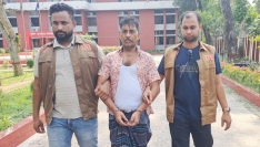 দৌলতদিয়া যৌনপল্লীতে থেকে ১০০ লিটার চোলাই মদসহ আটক ১