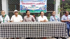 সিরাজগঞ্জে ১৬ দুস্থ নারীর মাঝে সেলাই মেশিন বিতরণ