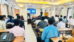 কুমিল্লা বিশ্ববিদ্যালয়ে বক্তৃতা ও বিতর্ক দক্ষতা উন্নয়ন সেমিনার অনুষ্ঠিত