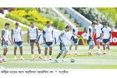 আজ মুখোমুখি আর্জেন্টিনা-অস্ট্রিয়া  