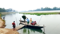 করতোয়া নদীতে সেতুর দাবিতে এলাকাবাসী, দুর্ভোগে ১৬ গ্রামের মানুষ