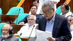 ব্যাংকের গ্রাহকরা পুরো টাকা ফেরত পাবেন : অর্থমন্ত্রী