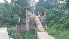 চার কোটি টাকায় নির্মিত ব্রিজের সুফল থেকে বঞ্চিত এলাকাবাসী