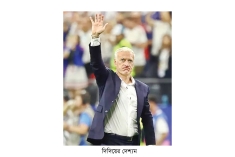 রেফারির মান নিয়ে প্রশ্ন ফরাসি কোচের  